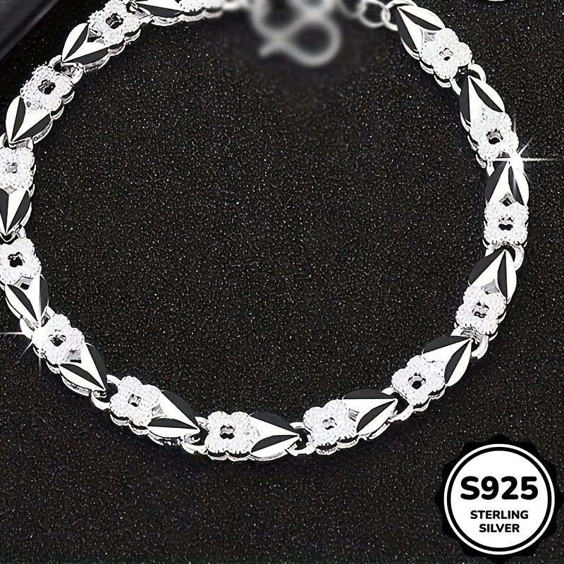 Women's S925 Silver Four-Leaf Clover Bracelet, Exquisite Gift